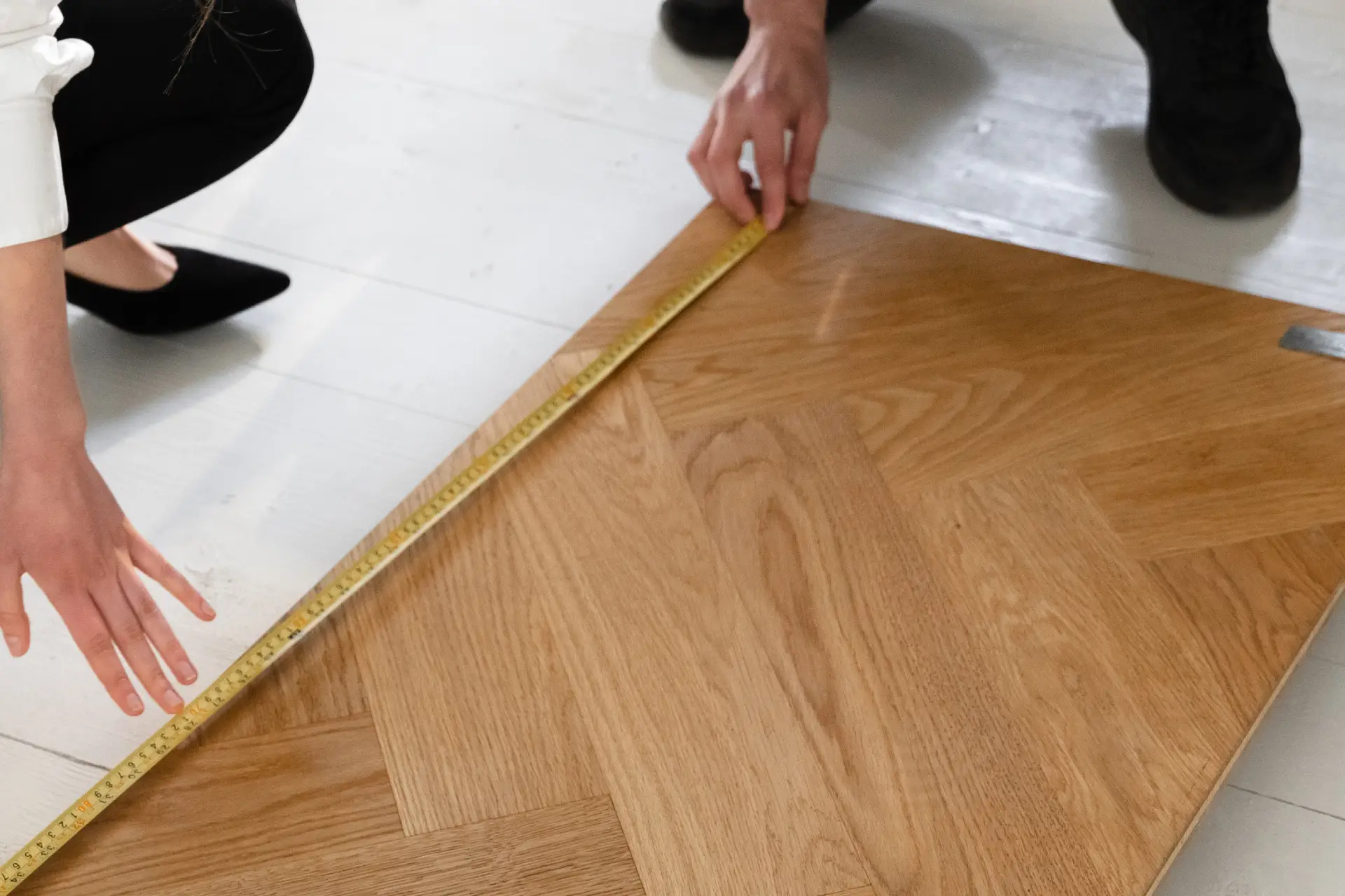 SPC Flooring vs. Traditional Vinyl: Understanding the Key Differences for Your Home